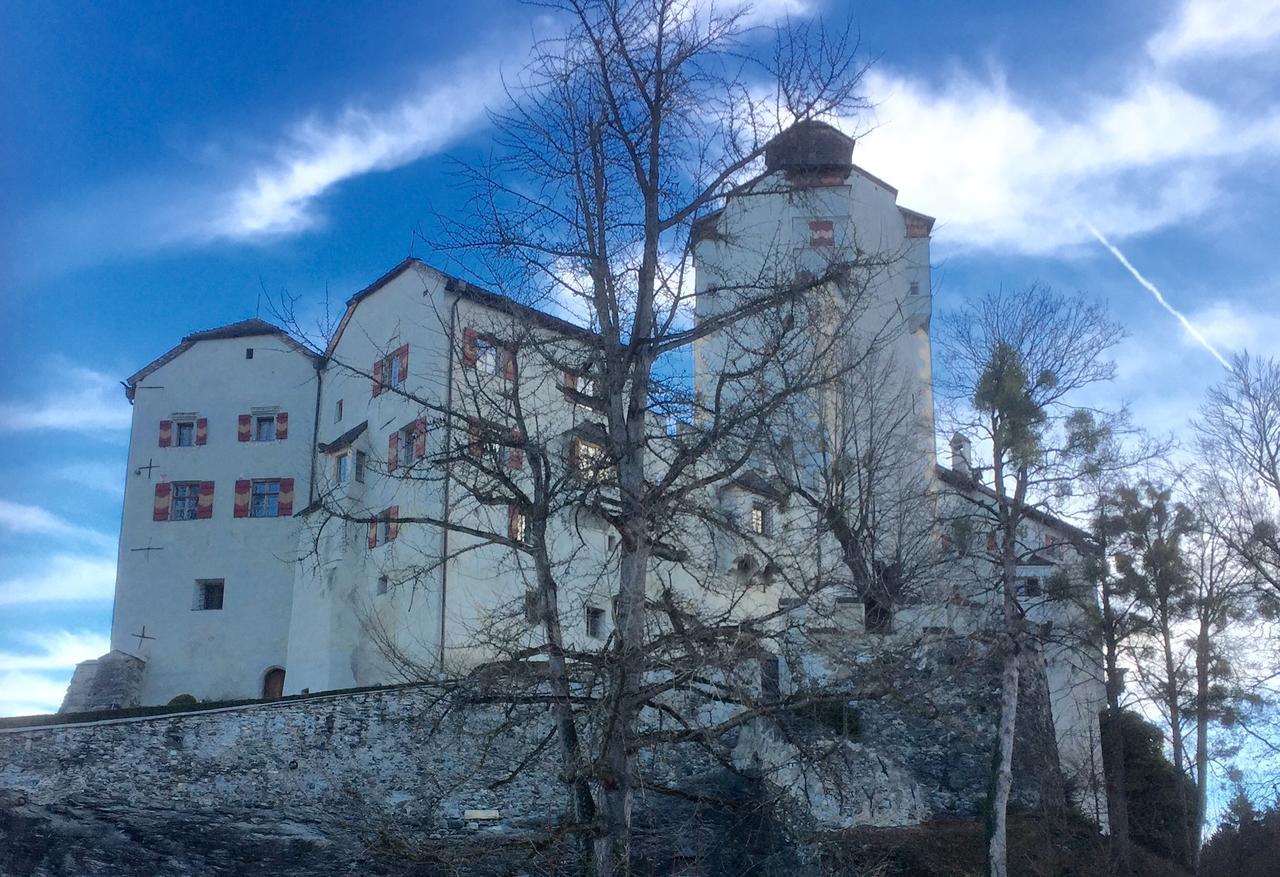 Вилла Schloss Friedberg Фольдерс Экстерьер фото